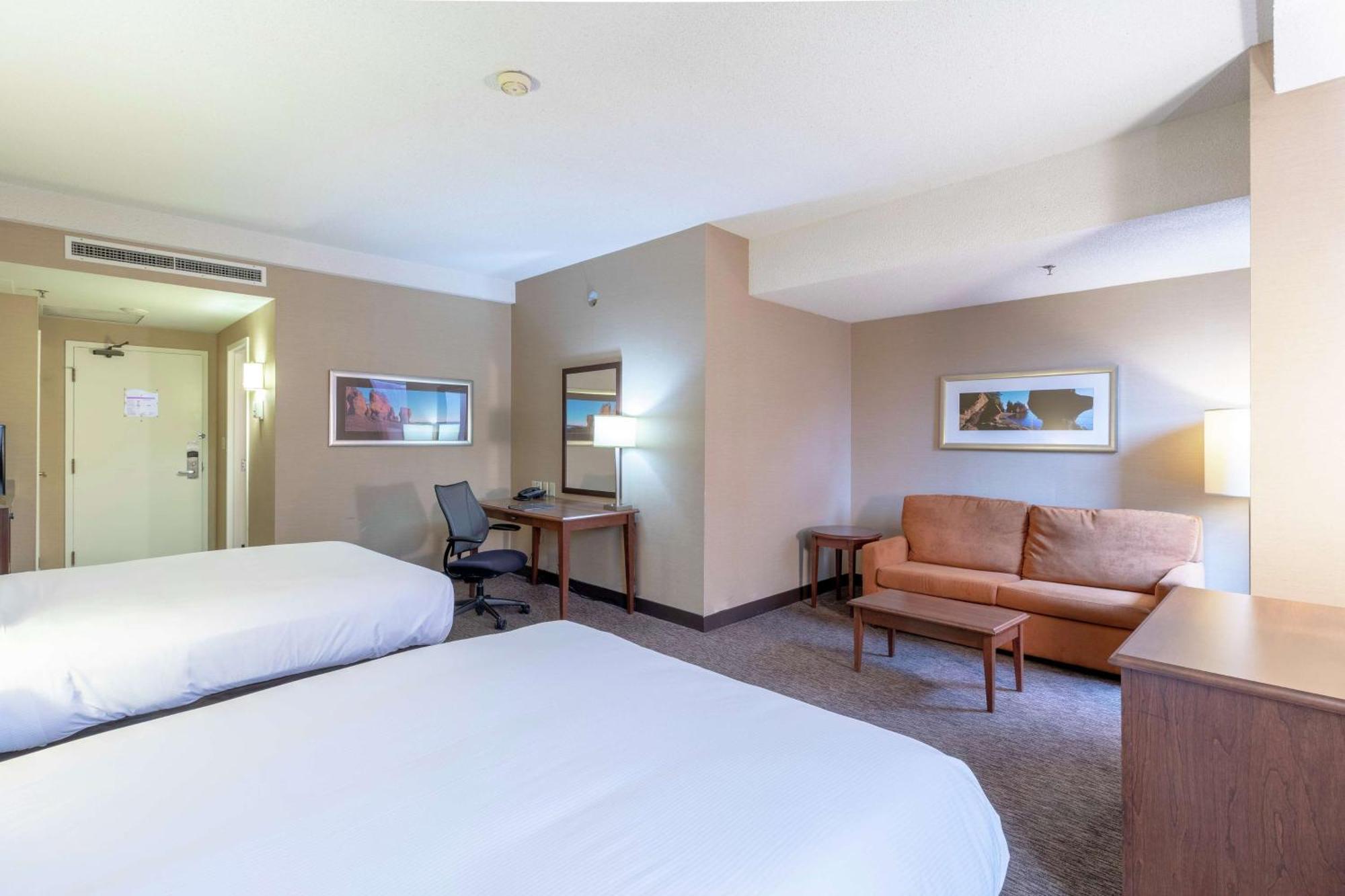 Hilton Saint John Hotel Exterior photo
